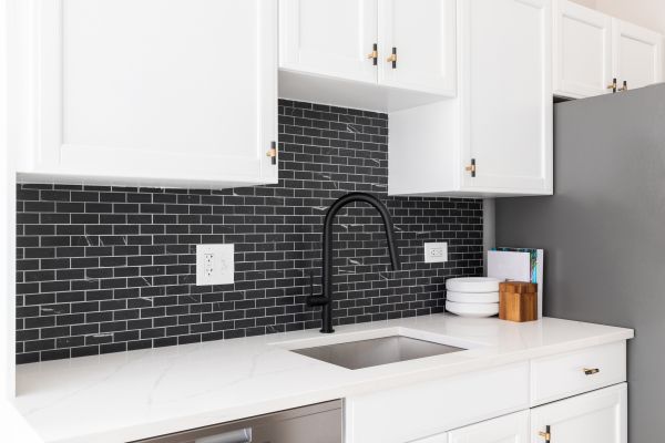 Tile Backsplash Remodeling